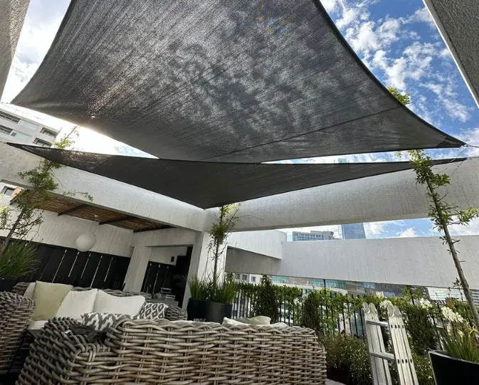 Instalación de Toldos Tensados